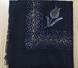 Flamlı pullu eşarp